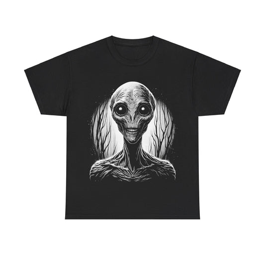 Eerie Alien | T-Shirt